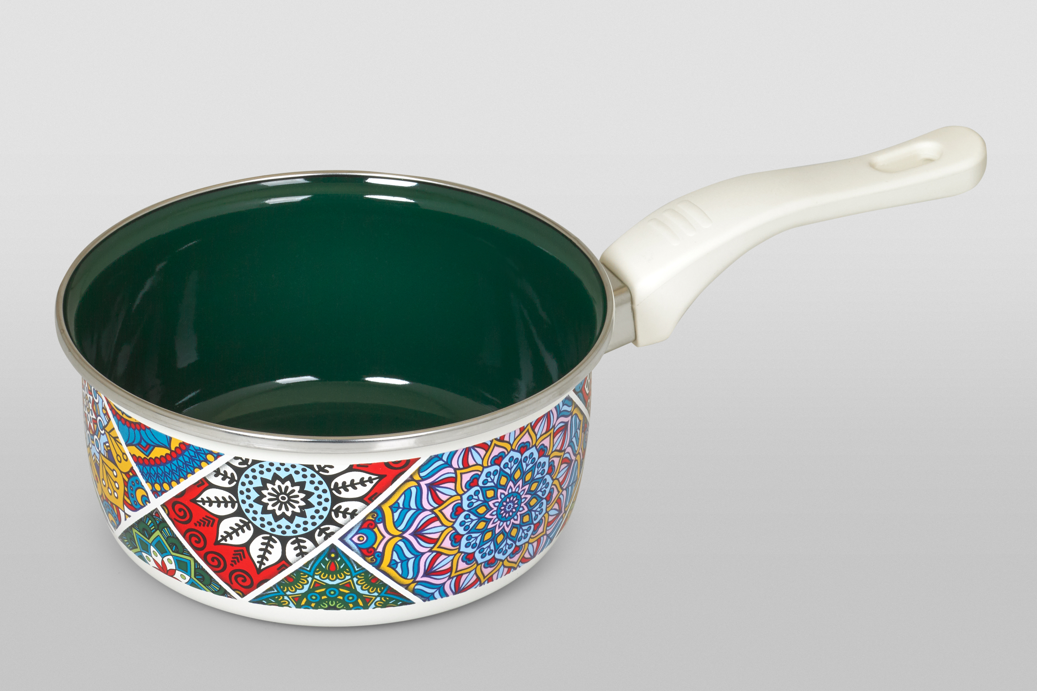 Ковш эмалированный с бакелитовой ручкой, 16 см, 1.5 л