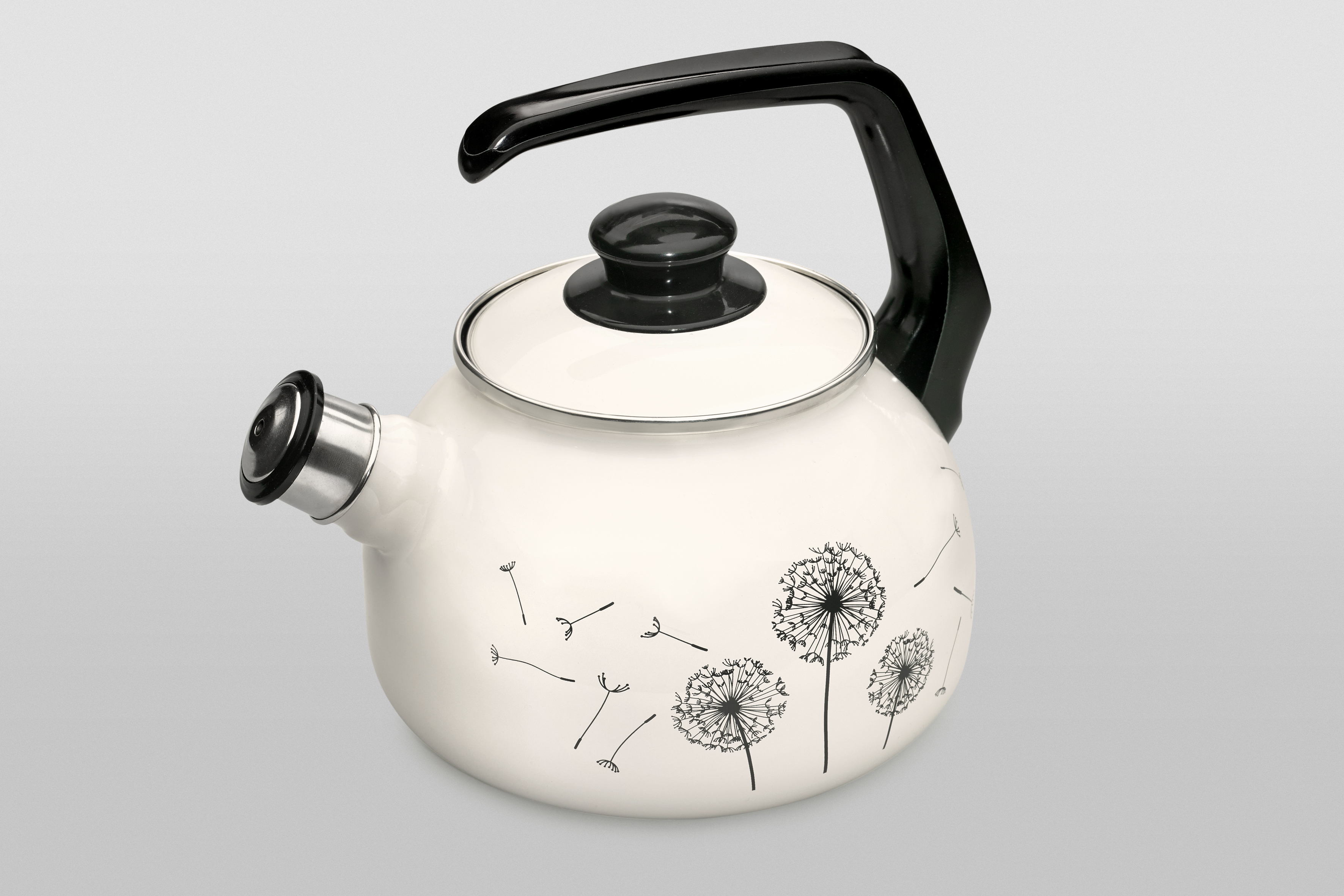 Чайник эмалированный с бакелитовой ручкой, со свистком, 2.5 л