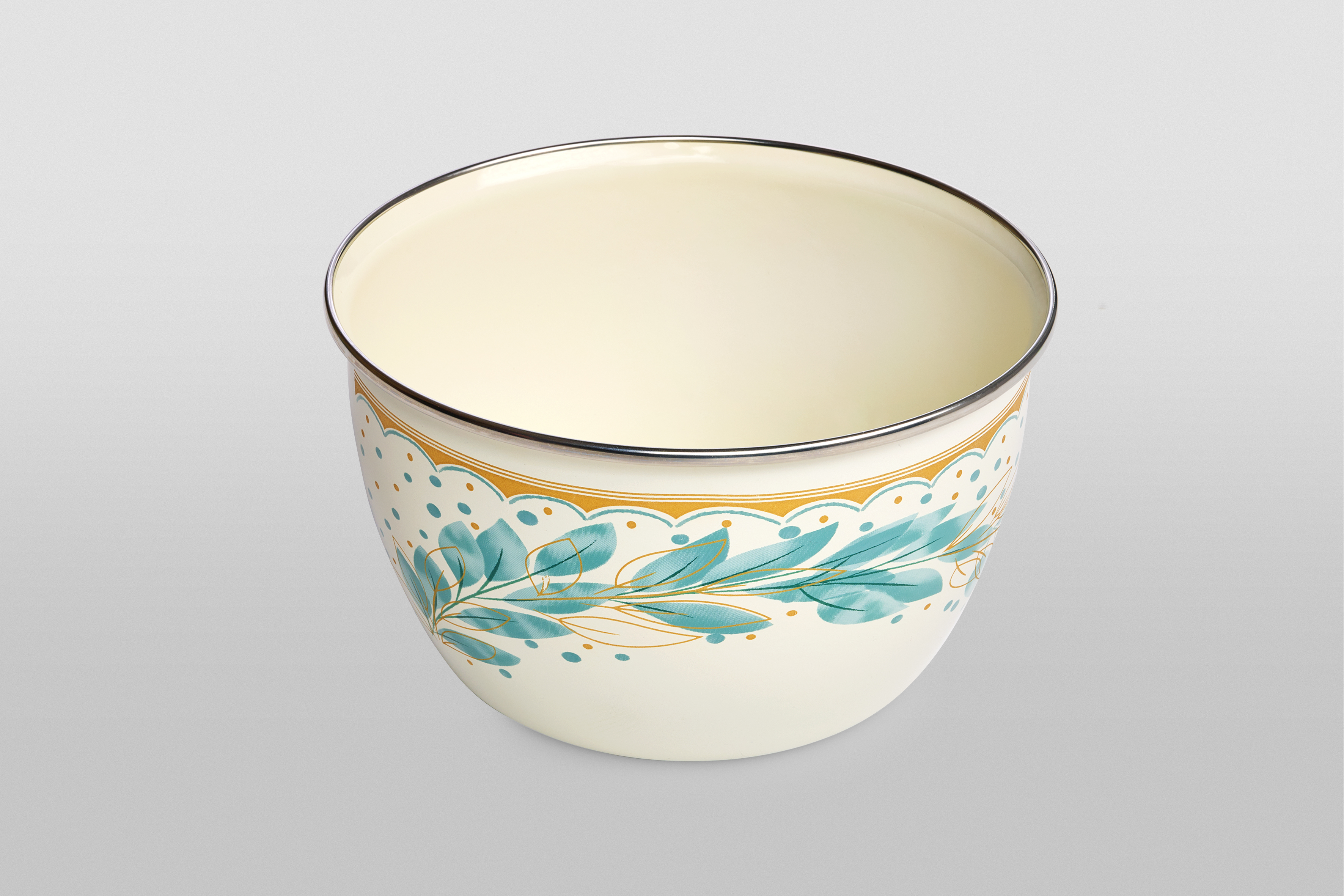 Миска эмалированная без ручек с пластиковой крышкой, 1.7 л